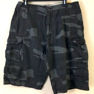 Plugg Lightweight Camo Cargo Shorts Size 32 Gray Black 100% Cotton NEW